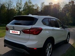 2016 BMW X1 20i sDrive II (F48), белый, 1379000 рублей, вид 4