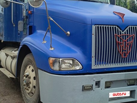 1999 International 9000 Series, синий, 1500000 рублей, вид 4