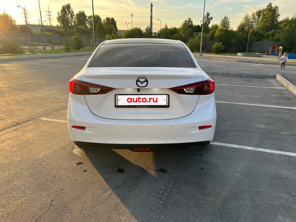 2014 Mazda 3 III (BM), белый, 1300000 рублей - вид 6