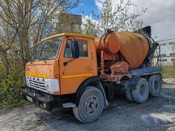 1988 КамАЗ Автобетоносмеситель, оранжевый, 380000 рублей - вид 2