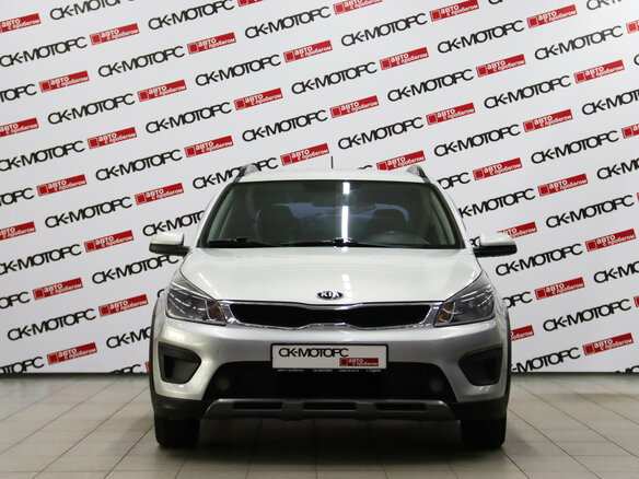 2018 Kia Rio X-Line IV, серебристый, 1180170 рублей - вид 1