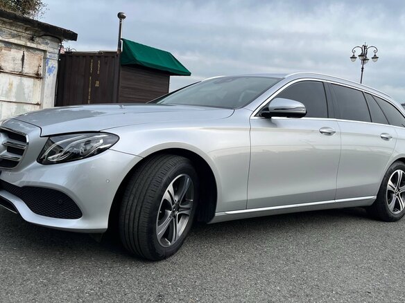 2019 Mercedes-Benz E-Класс 200 V (W213, S213, C238), серебристый, 2350000 рублей - вид 2