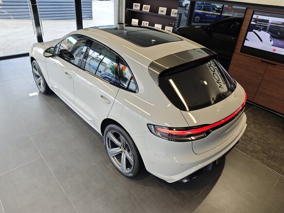 2026 Porsche Macan I Рестайлинг 2, серый, 14490000 рублей - вид 8