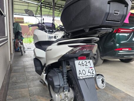 2022 Honda PCX 125, белый, 270000 рублей, вид 5
