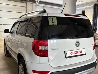 2014 Skoda Yeti I Рестайлинг, белый, 990000 рублей, вид 3