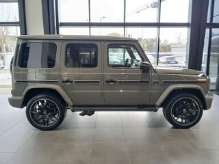 2026 Mercedes-Benz G-Класс AMG 63 AMG II (W465) Рестайлинг, серый, 37990000 рублей, вид 4