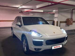 2015 Porsche Cayenne II Рестайлинг (958), белый, 3640000 рублей, вид 3