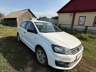 2020 Volkswagen Polo V Рестайлинг, белый, 606000 рублей, вид 2