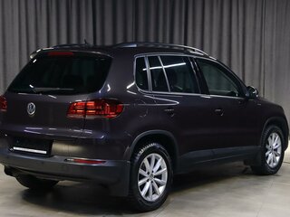 2016 Volkswagen Tiguan I Рестайлинг, серый, 1349000 рублей, вид 2