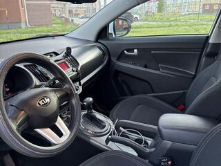 2013 Kia Sportage III, белый, 1270000 рублей, вид 5