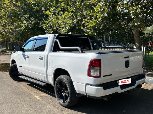 2021 Ram 1500 Crew Cab V, белый, 5400000 рублей - вид 5