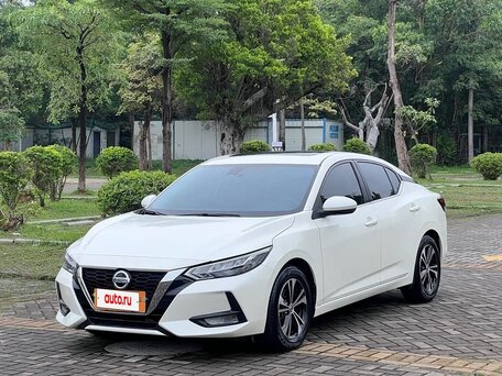 Nissan Sylphy IV (B18)