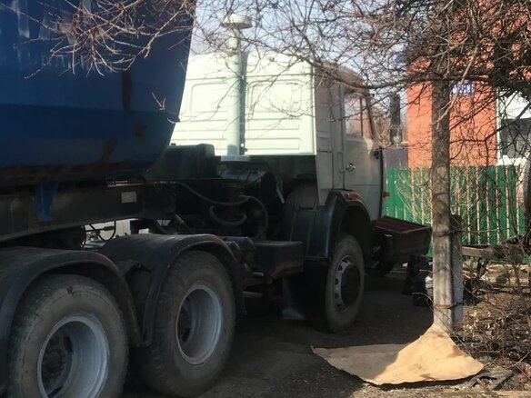 2005 КамАЗ 54115, серебристый, 2100000 рублей - вид 5