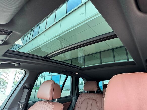 2025 BMW X5 30d IV (G05/G18) Рестайлинг, белый, 12750000 рублей - вид 16