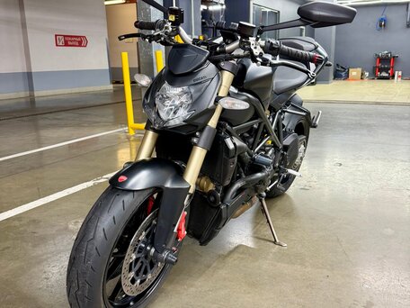 2014 Ducati Streetfighter, чёрный, 760000 рублей, вид 3