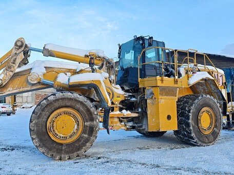 2013 Caterpillar 988, жёлтый, 6500000 рублей, вид 2