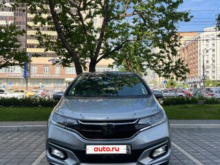 2017 Honda Fit III Рестайлинг, серебристый, 1220000 рублей, вид 3
