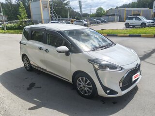 2018 Toyota Sienta II Рестайлинг, белый, 1500000 рублей, вид 3
