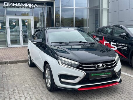 2023 Lada (ВАЗ) Vesta I Рестайлинг (NG), белый, 949000 рублей, вид 3