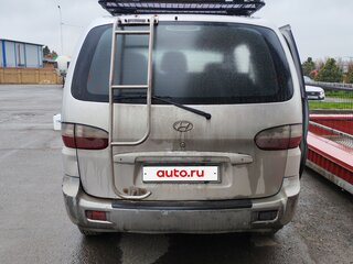 2006 Hyundai H-1 I Рестайлинг, белый, 680000 рублей, вид 2
