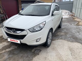 2013 Hyundai Tucson II, белый, 1300000 рублей, вид 3