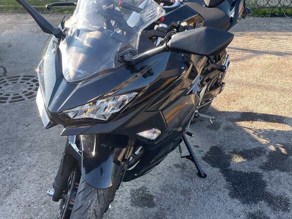 2019 Kawasaki Ninja 400, чёрный, 690000 рублей - вид 4