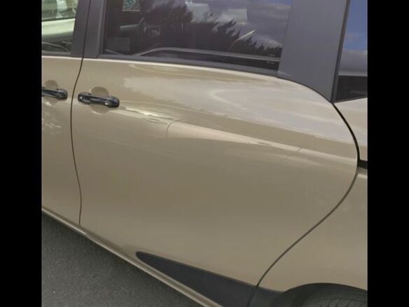 2020 Toyota Sienta II Рестайлинг, бежевый, 1500000 рублей - вид 32