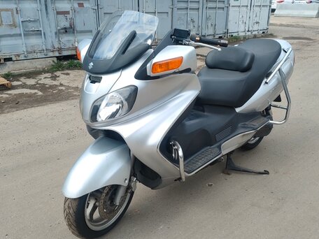 2005 Suzuki Burgman (SkyWave) 650, серебристый, 319000 рублей, вид 1