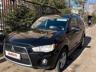 2011 Mitsubishi Outlander II Рестайлинг, чёрный, 890000 рублей, вид 1