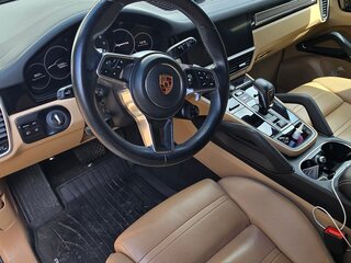 2018 Porsche Cayenne III, чёрный, 5780000 рублей, вид 4