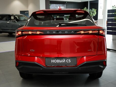 2026 Omoda C5 II, красный, 2579000 рублей, вид 4