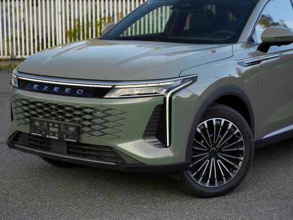 2025 Exeed RX, зелёный, 4150000 рублей - вид 3