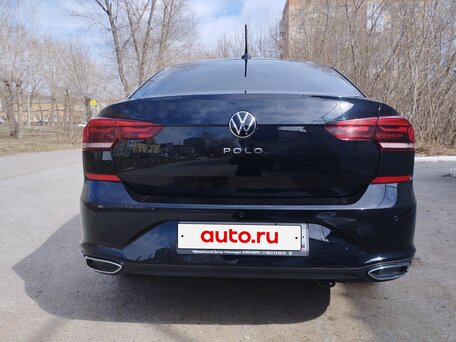 2021 Volkswagen Polo VI, чёрный, 2450000 рублей, вид 3