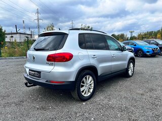 2013 Volkswagen Tiguan I Рестайлинг, серебристый, 1385000 рублей, вид 5