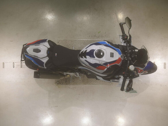 2023 BMW M 1000 R, белый, 1870000 рублей - вид 6