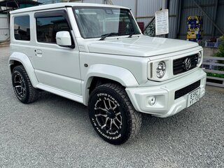 2023 Suzuki Jimny Sierra IV, белый, 2299000 рублей, вид 3