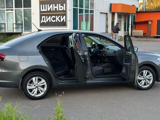 2021 Volkswagen Polo VI, серый, 1190000 рублей, вид 5
