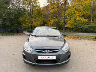 2011 Hyundai Solaris I, серый, 600000 рублей, вид 2