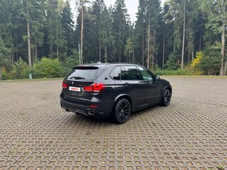2018 BMW X5 40d III (F15), чёрный, 4500000 рублей, вид 5