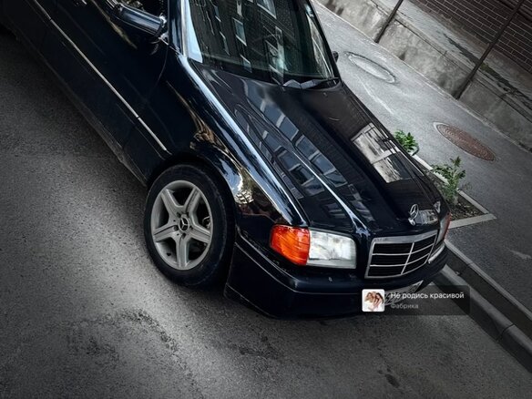 1997 Mercedes-Benz C-Класс 230 I (W202), чёрный, 440000 рублей - вид 4