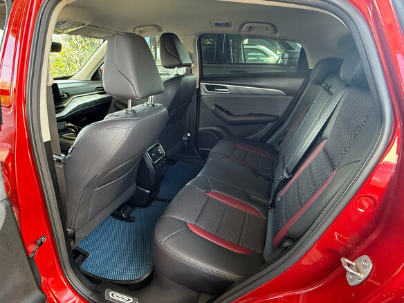 2023 Haval F7x I Рестайлинг, красный, 2055000 рублей - вид 11