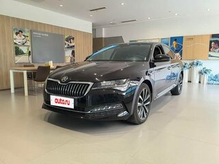 2024 Skoda Superb IV, чёрный, 3842435 рублей, вид 3