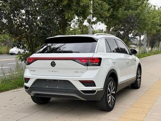 2023 Volkswagen T-Roc I Рестайлинг, белый, 1750000 рублей, вид 4