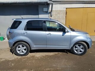 2010 Toyota Rush I, серебристый, 850000 рублей, вид 4
