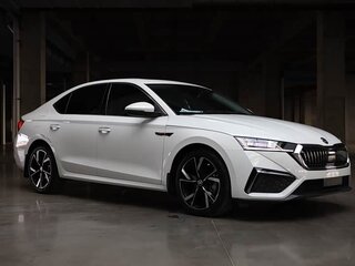 2022 Skoda Octavia IV (A8), белый, 2180000 рублей, вид 4