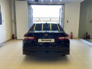 2019 Toyota Camry VIII (XV70), чёрный, 2550000 рублей, вид 5