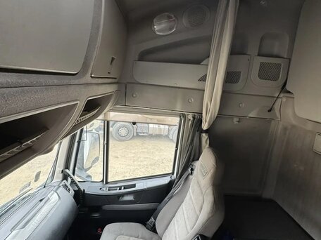 2014 Iveco Stralis, белый, 5000000 рублей, вид 5