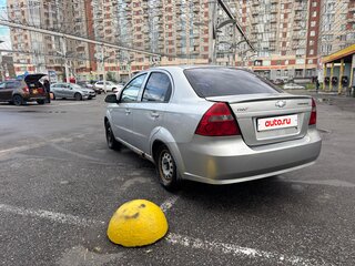 2007 Chevrolet Aveo I Рестайлинг, серебристый, 155000 рублей, вид 4