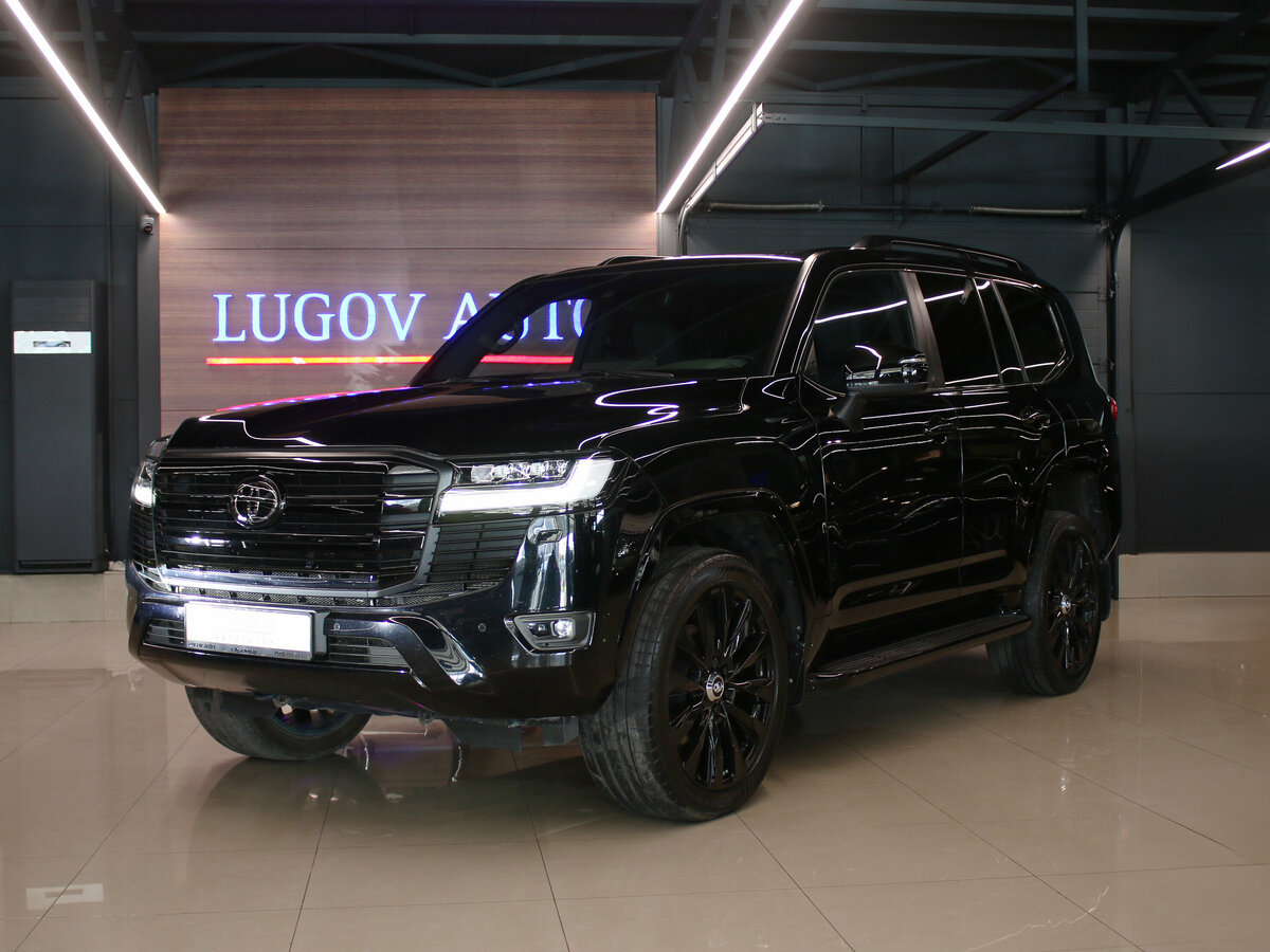 Открыть фотографии: Toyota Land Cruiser 300 Series