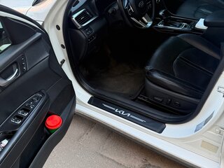 2019 Kia Optima IV Рестайлинг, белый, 1450000 рублей, вид 3